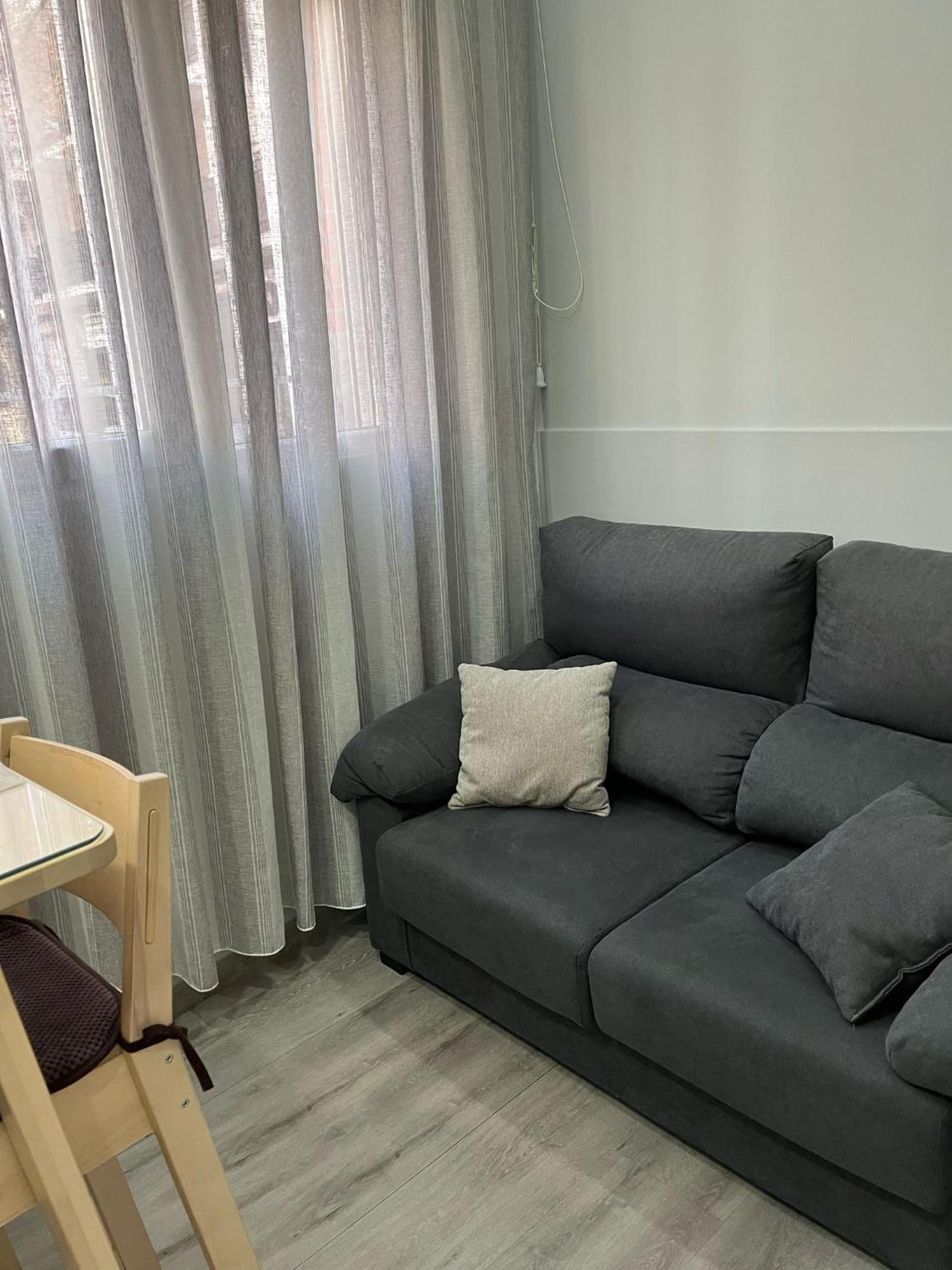 Nicoletta Apartment Мадрид Екстериор снимка